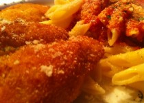 Parmezános csirke rántva